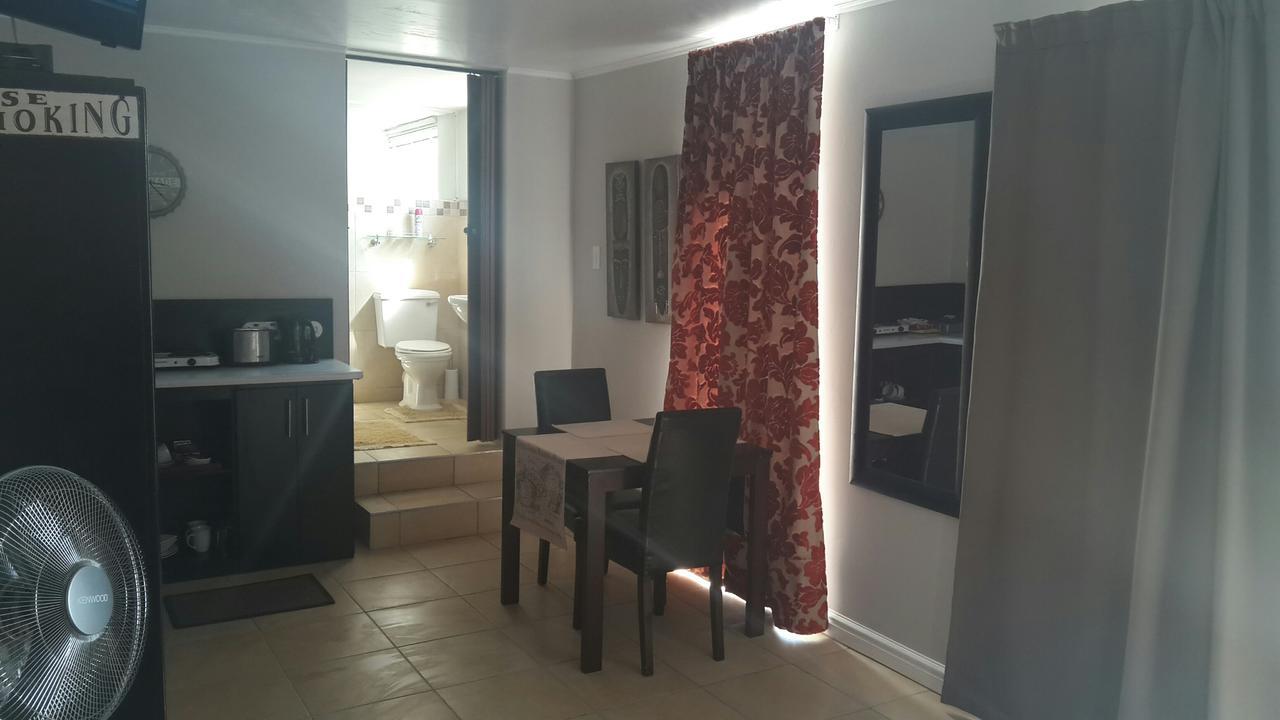 Beachway Guesthouse Port Elizabeth Extérieur photo